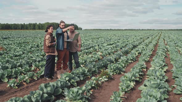 Farmers Planning Work