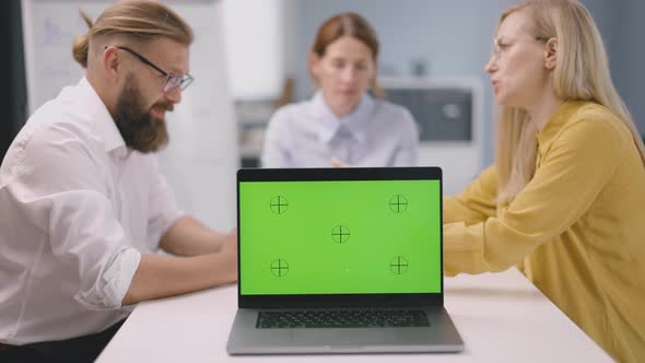 Laptop with Chroma Key Screen