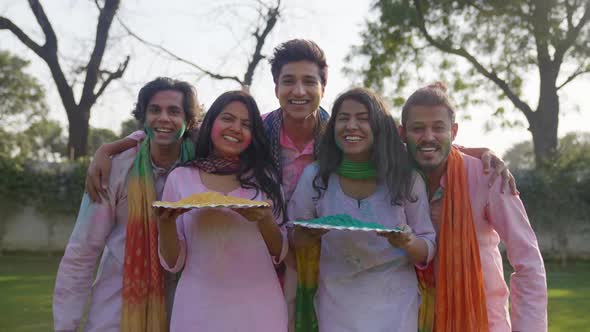 Indian people wishing Happy Holi