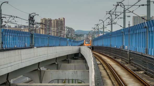 Time lapse of passengers entering and exiting a subway train