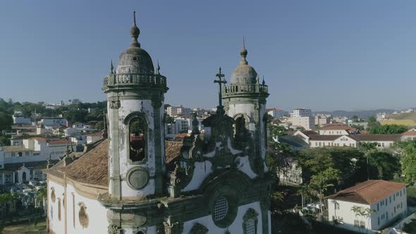 Drone footage approaching a historical church in Minas Gerais, Brazil