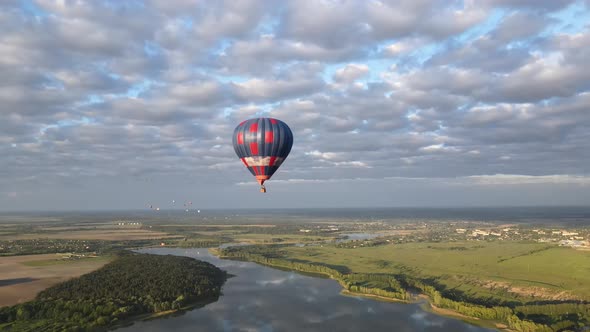 Flight of Hot Air Balloon Sky Lake Green Area