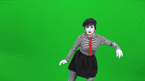 Mime Girl Is Acting Like She Is Skating