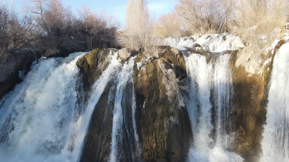 Muradiye Waterfall