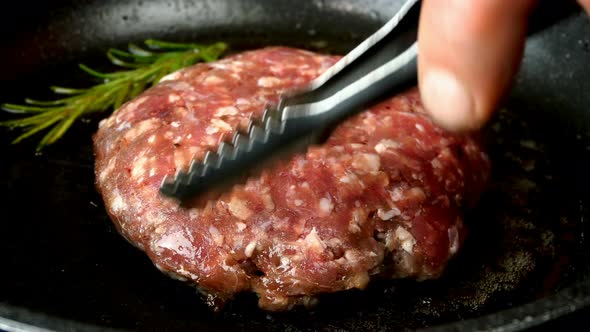 Cooking Grilled Fried Juicy Beef Pork Cutlet for Tasty Burger of Minced Meat