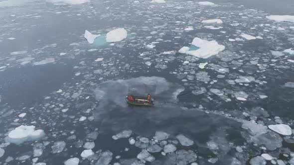 Zodiac Boat Sail at Iceberg Tracking Top View