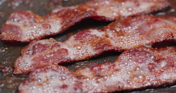 Fry Bacon in Pan