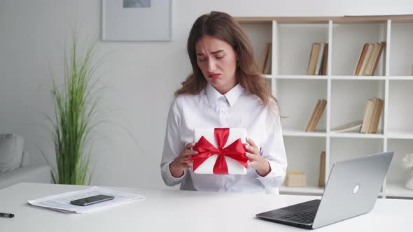 Bad Gift Disappointed Woman Corporate Greeting