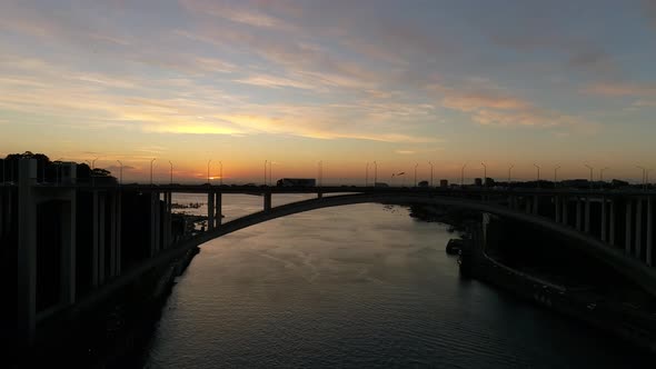 City Bridge Traffic