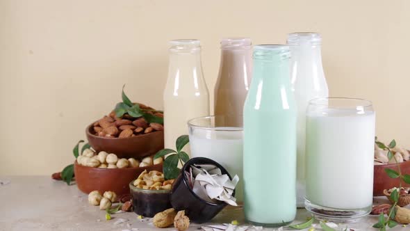 Alternative keto vegan nut milk