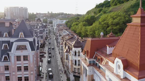 European Buildings with Car Traffic on the Thin Street