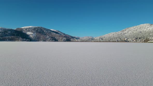 Abant Lake frozen, frozen lake