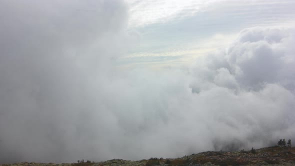 Clouds and the Mountains Timelapse