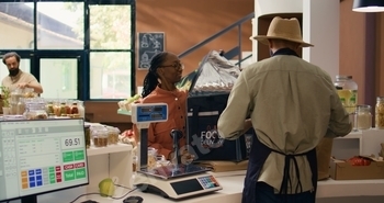 Seller prepare groceries for delivery