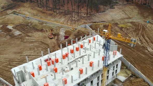 Flying with Quadrocopter Unfinished Building alt