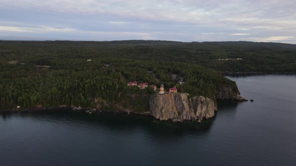 Splith rock lighthouse state park during a beautiful sunrise on the north shore minnesota, lake supe