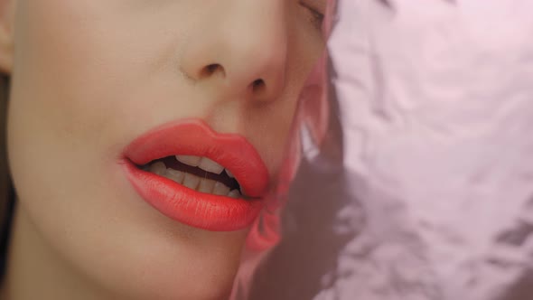 Red Lips 4K