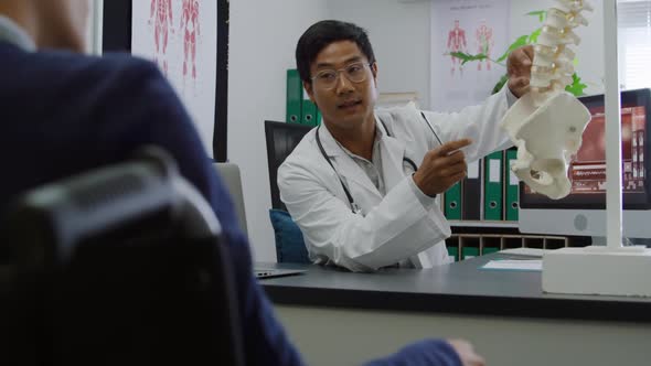 Medical professional at work 4k alt