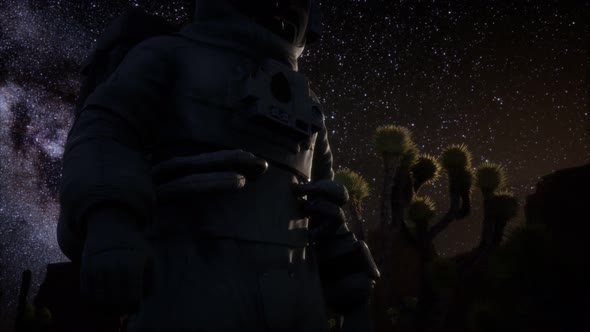 Astronaut and Star Milky Way Formation in Death Valley alt
