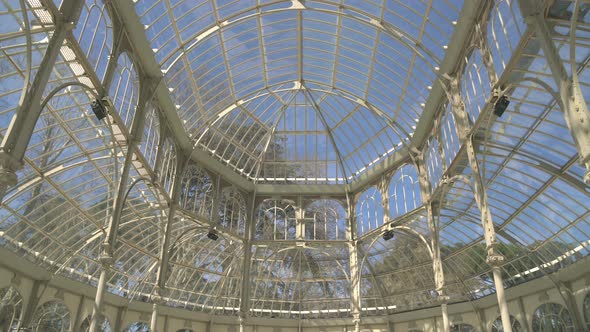 Pan right of Palacio de Cristal ceiling