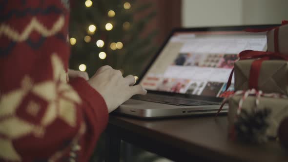 Using Laptop At Home In Christmas Holiday