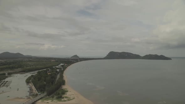 Looking at the bay from above in Thailand (Timelapse)