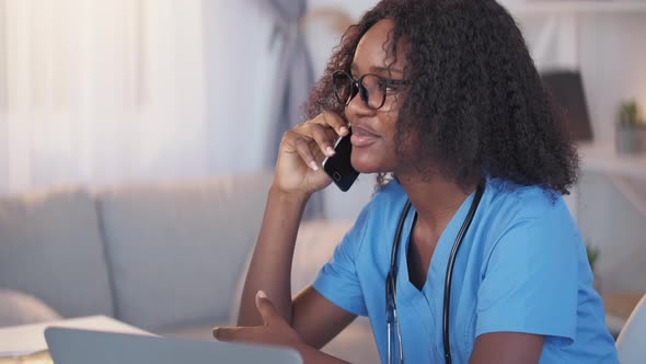 Medical Call Center Healthcare Reception Woman