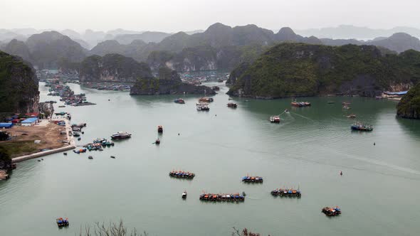 Boats in Cat Ba Island, Ha Long Bay, Vietnam Timelapse