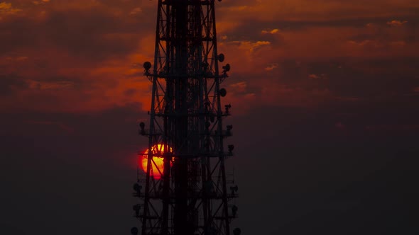 Time Lapse of the sun setting behind the Tokyo Tower