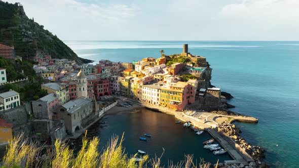 Time Lapse of the seaside village of Vernazza in Italy