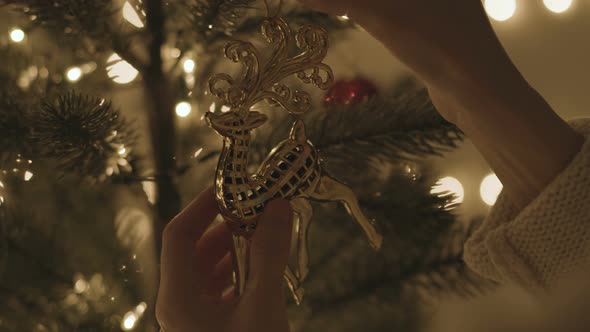 Reindeer Garland On Christmas Tree