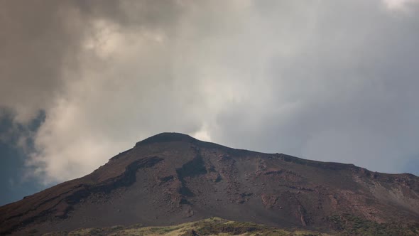 volcano sicily stromboli lava active italy mountain explosive smoke