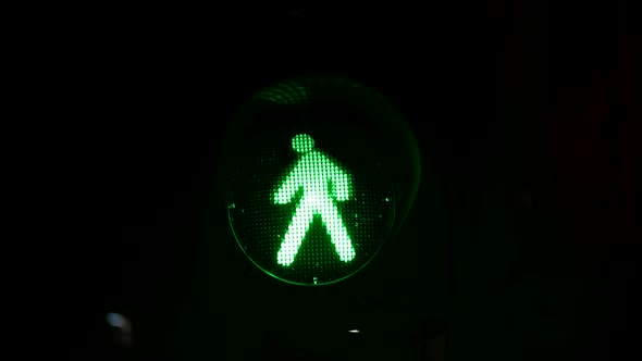 Working Pedestrian Traffic Lights