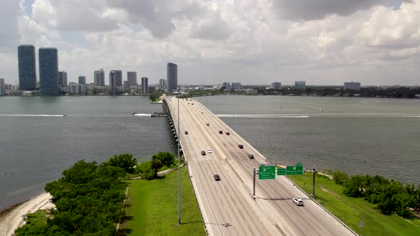 Aerial Video Signs To Mia Miami International Airport On The 195 Julia Tuttle Causeway