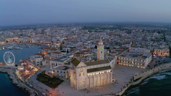 Trani Cathedral in the evening, Trani, Apulia, Italy