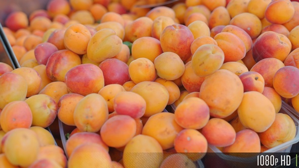 Close-up of Peaches For Sale at a Market