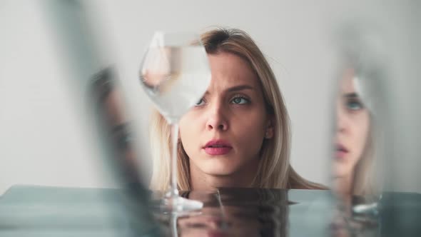 Paranormal Person Telekinesis Power Woman Glass