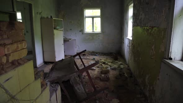 A broken down room in the abandon house