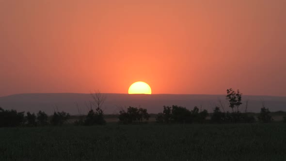 Beautiful Clear Big Sunrise Sunset