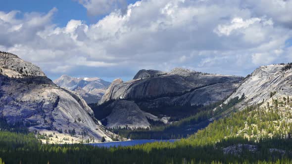 Yosemite Landscape Time Lapse