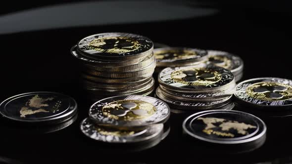 Rotating shot of Bitcoins (digital cryptocurrency) - BITCOIN RIPPLE