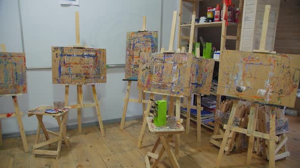 Easels In The Drawing Class