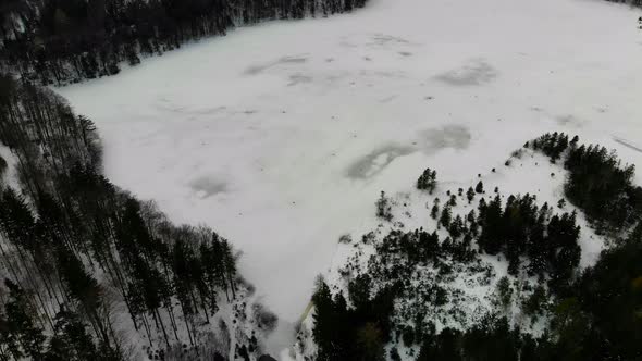 Beautiful Winter Landscape in the Mountains with frozen Lake