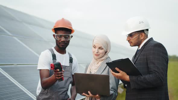 Industrial Worker Showing Thermal Imager with Indexes to Inspectors