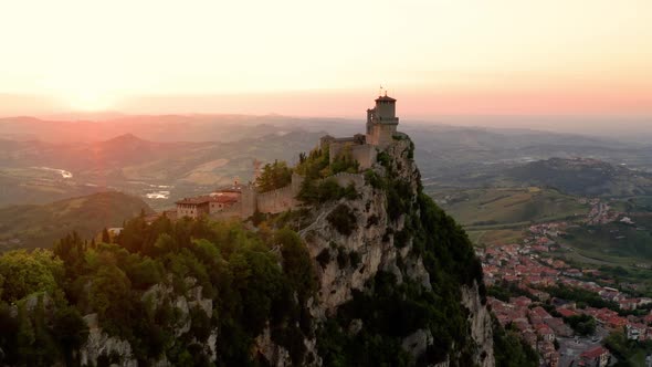 Flying over the amazing hilltop fortresses on Monte Titano in San Marino.