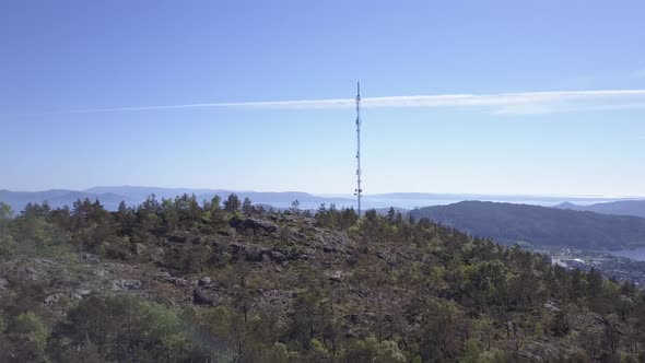 Towards Borgafjellet, Revealing Os Town   Moneyshot