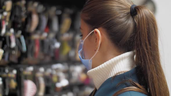 Professional Shopper Looks at Different Rhinestone Jewelries