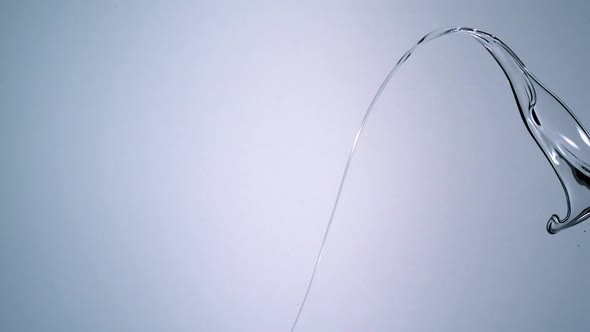 Water splash in midair, Slow Motion alt