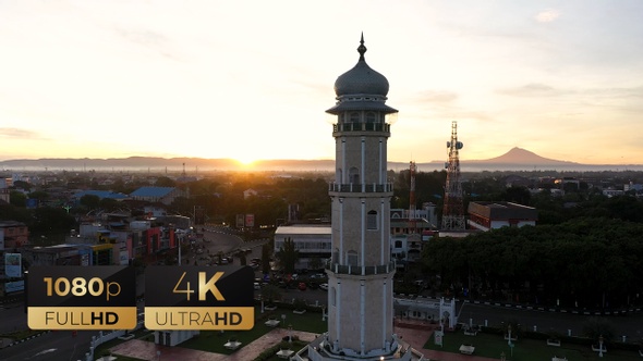 AH - Minaret of Baiturrahman Grand Mosque 08