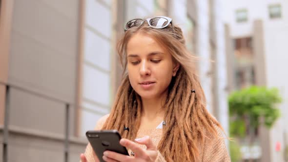 Caucasian Woman Going Chatting Online